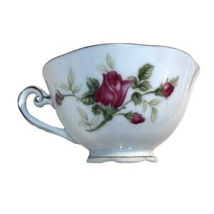 Fine Bone China Tea Cup Pink Rose Bud Pattern English White Gold Rim Delicate